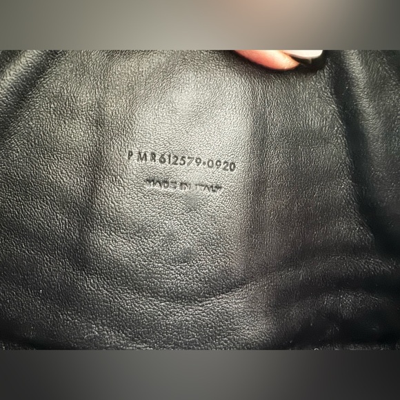 ❌SOLD❌ AUTHENTIC YSL LOU MINI CAMERA BAG - Picture 7 of 7